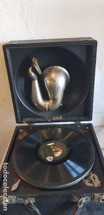 Gram&oacute;fonos y gramolas: GRAMOFONO ANTIGUO DECCA - Foto 1
