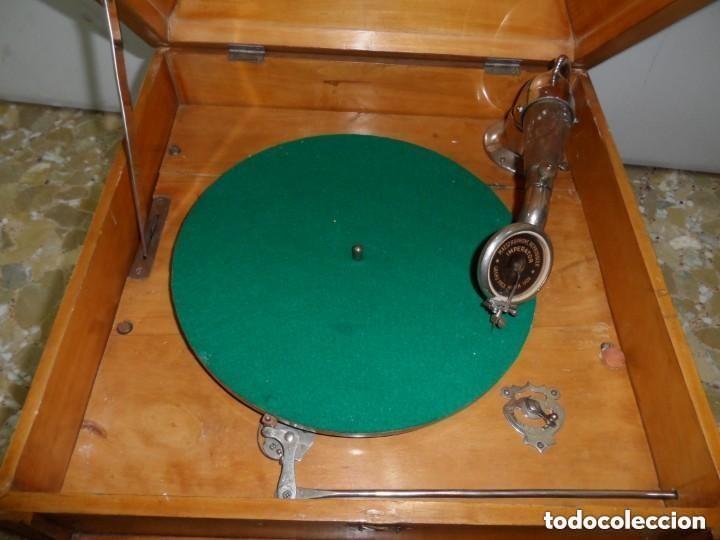 Gram&oacute;fonos y gramolas: GRAMOFONO SOBREMESA ANTIGUO - Foto 3