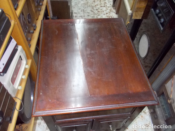 Gram&oacute;fonos y gramolas: Gramofono de mueble funcionando - Foto 39
