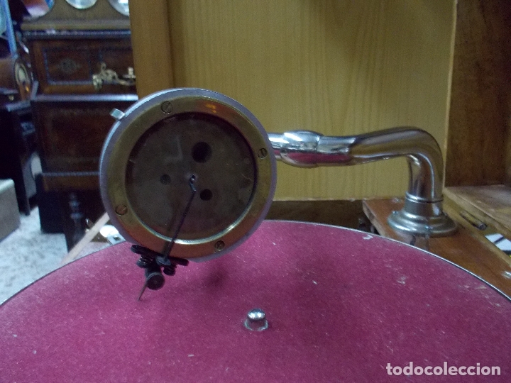 Gram&oacute;fonos y gramolas: gramola de madera - Foto 3