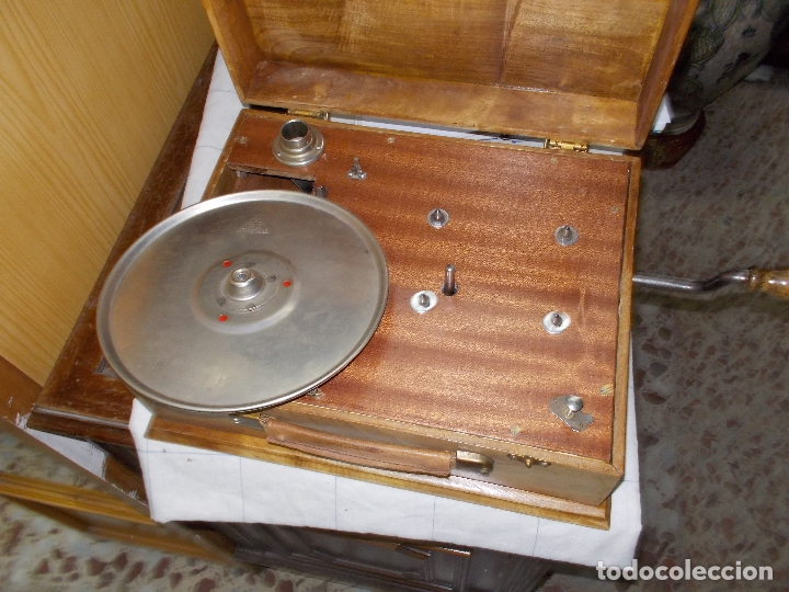 Gram&oacute;fonos y gramolas: gramola de madera - Foto 7