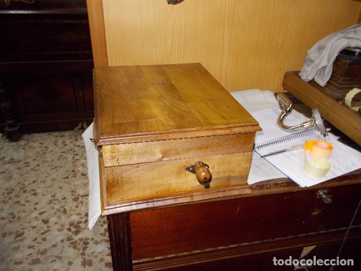 Gram&oacute;fonos y gramolas: gramola de madera - Foto 14