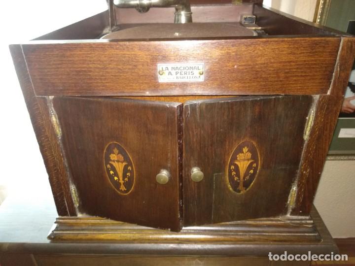 Gram&oacute;fonos y gramolas: Gram&oacute;fono mueble Antiguo - Foto 5