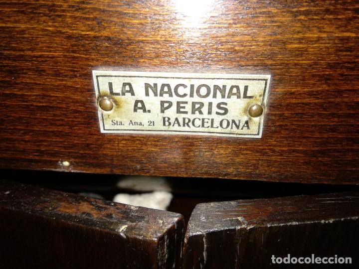 Gram&oacute;fonos y gramolas: Gram&oacute;fono mueble Antiguo - Foto 7