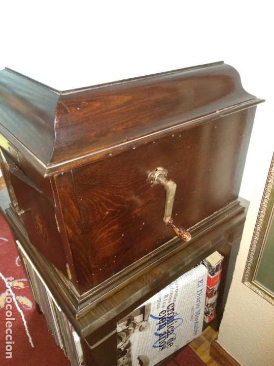 Gram&oacute;fonos y gramolas: Gram&oacute;fono mueble Antiguo - Foto 10