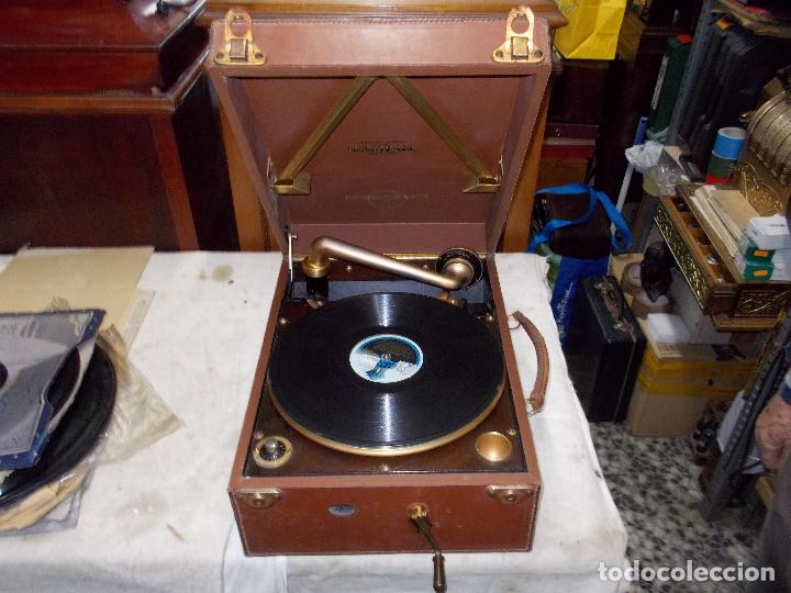 Gram&oacute;fonos y gramolas: gramola columbia funcionando - Foto 1