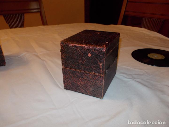 Gram&oacute;fonos y gramolas: gramola peque&ntilde;a - Foto 12