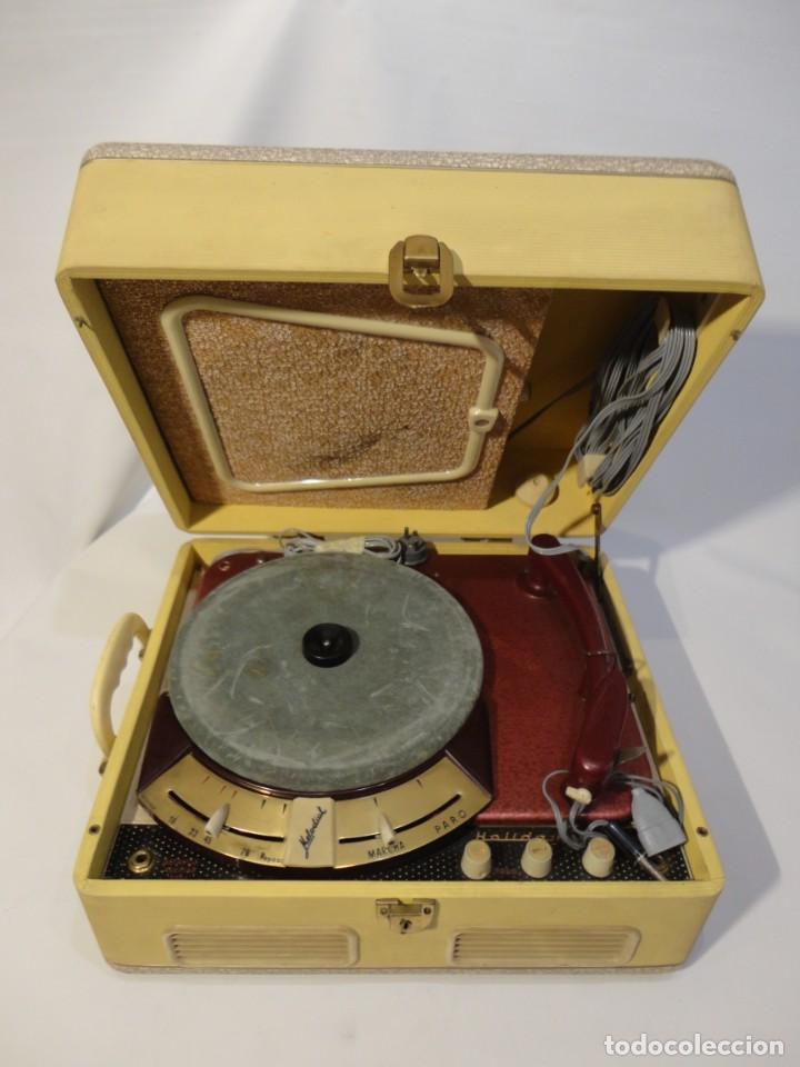 Gram&oacute;fonos y gramolas: ANTIGUO TOCADISCOS MELODIAL &rdquo;HOLIDAY&rdquo; - Foto 3