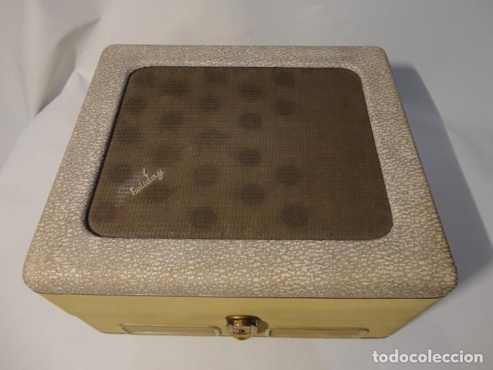 Gram&oacute;fonos y gramolas: ANTIGUO TOCADISCOS MELODIAL &rdquo;HOLIDAY&rdquo; - Foto 13