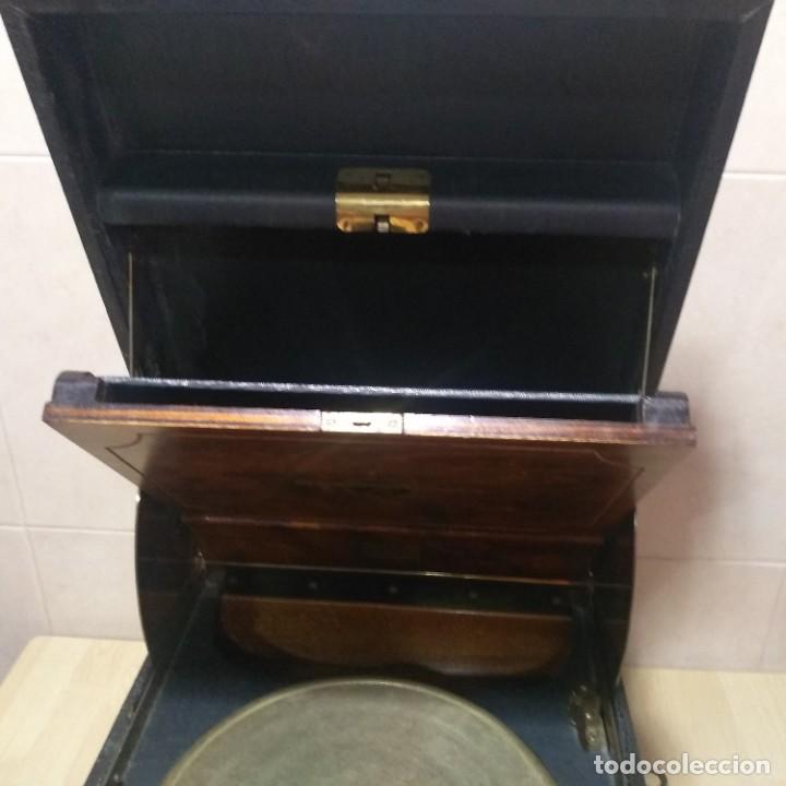 Gram&oacute;fonos y gramolas: Gramola de malet&iacute;n Columbia - Foto 11
