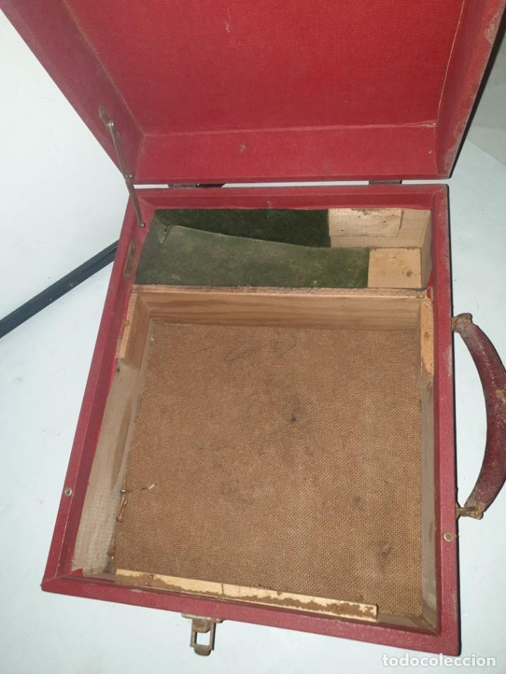 Gram&oacute;fonos y gramolas: CAJA GRANATE GRAMOFONO --- BRUNSWICK - Foto 4