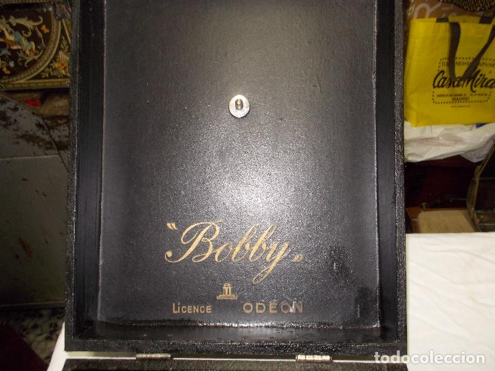 Gram&oacute;fonos y gramolas: Gramola funcionando marca odeon modelo Bobby - Foto 11