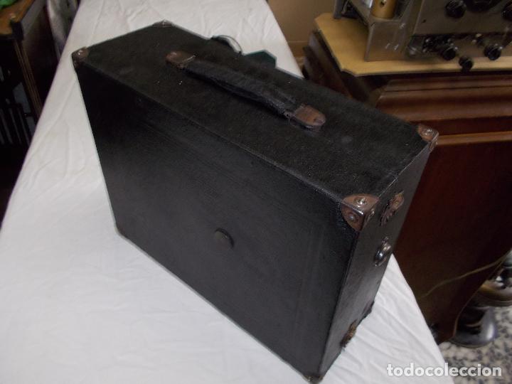 Gram&oacute;fonos y gramolas: Gramola funcionando marca odeon modelo Bobby - Foto 13