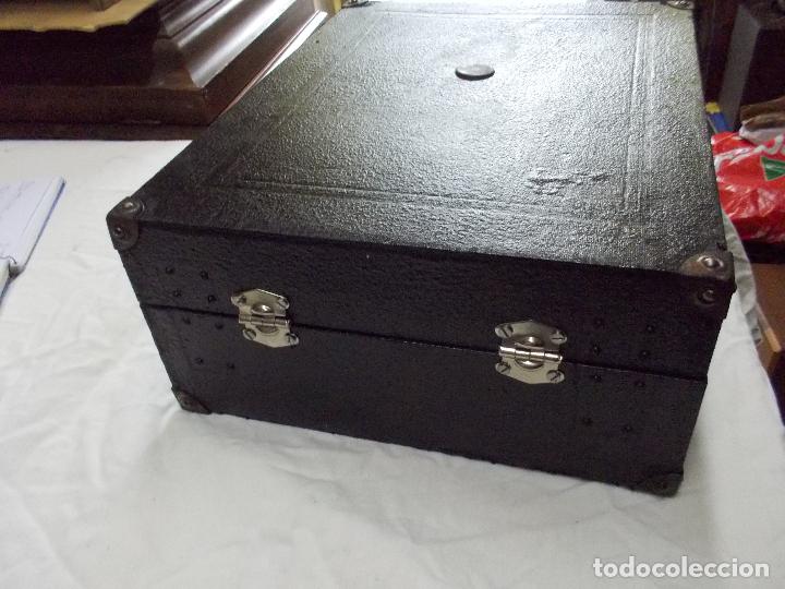Gram&oacute;fonos y gramolas: Gramola funcionando marca odeon modelo Bobby - Foto 16