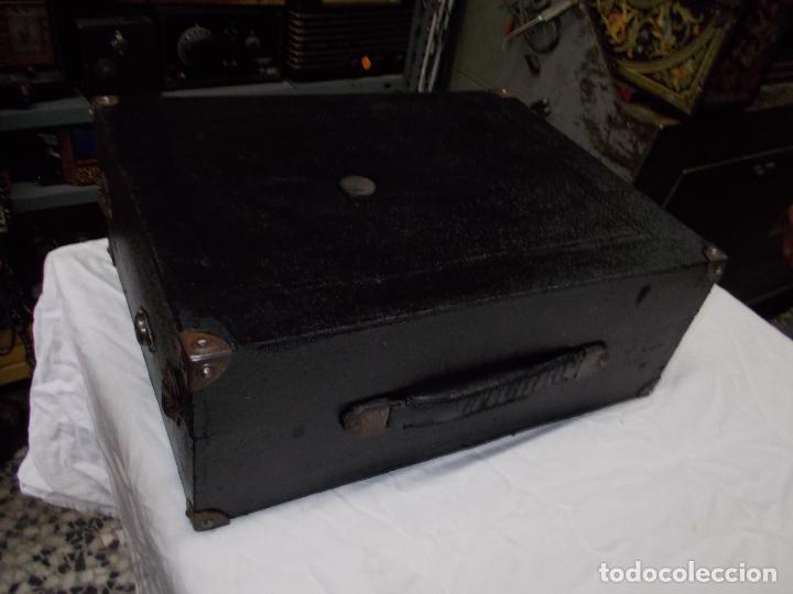 Gram&oacute;fonos y gramolas: Gramola funcionando marca odeon modelo Bobby - Foto 17