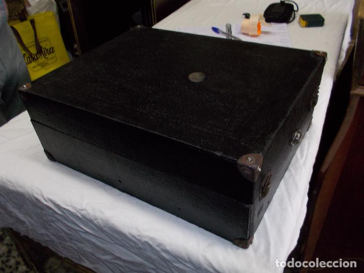Gram&oacute;fonos y gramolas: Gramola funcionando marca odeon modelo Bobby - Foto 18