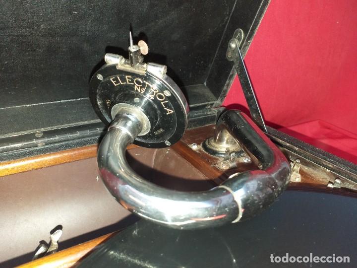 Gram&oacute;fonos y gramolas: Gram&oacute;fono de maleta &ldquo;Electrola&rdquo; &ndash; Funcionando - Foto 4