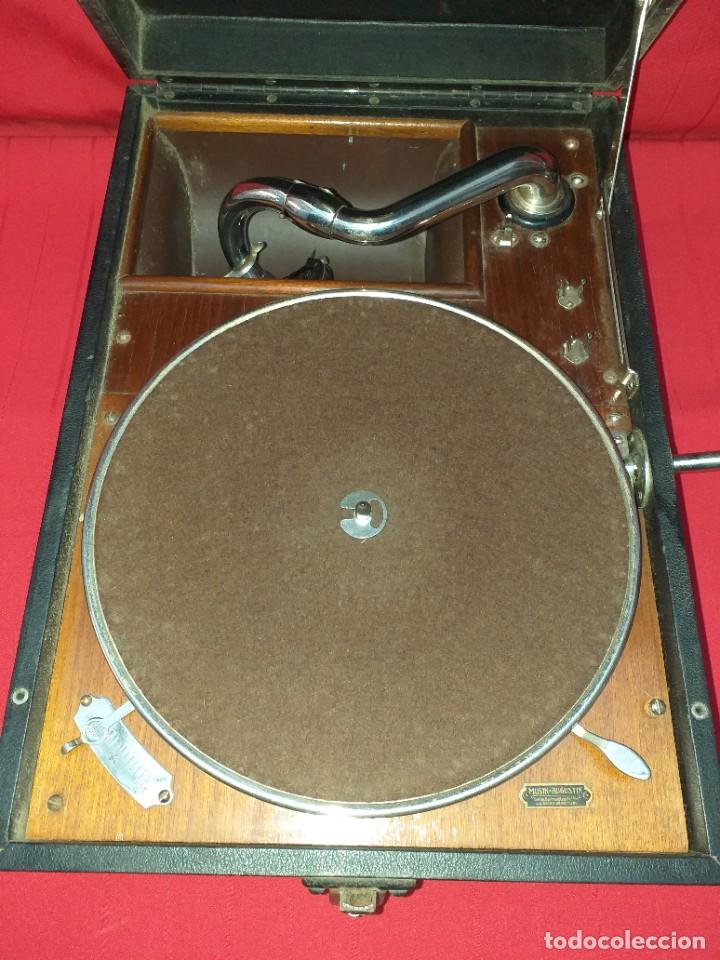 Gram&oacute;fonos y gramolas: Gram&oacute;fono de maleta &ldquo;Electrola&rdquo; &ndash; Funcionando - Foto 5