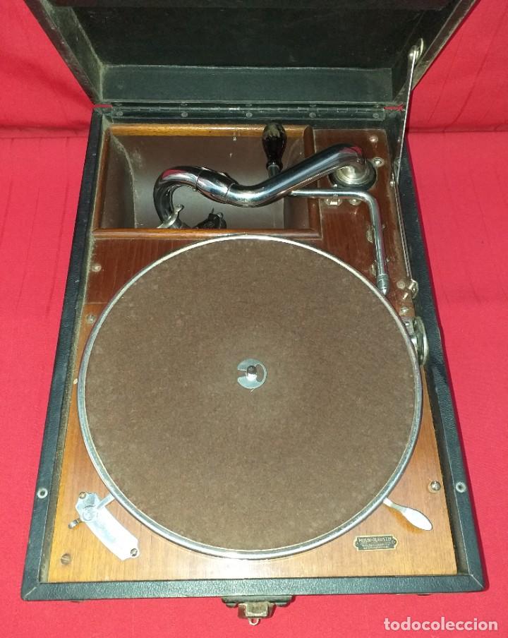 Gram&oacute;fonos y gramolas: Gram&oacute;fono de maleta &ldquo;Electrola&rdquo; &ndash; Funcionando - Foto 6