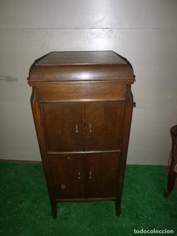 Gram&oacute;fonos y gramolas: ANTIGUA GRAMOLA CON MUEBLE DE ROBLE - Foto 6