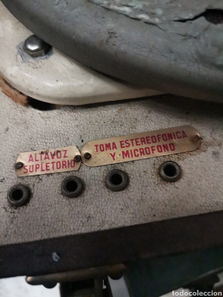 Gram&oacute;fonos y gramolas: Restos de tocadiscos antiguo - Foto 2
