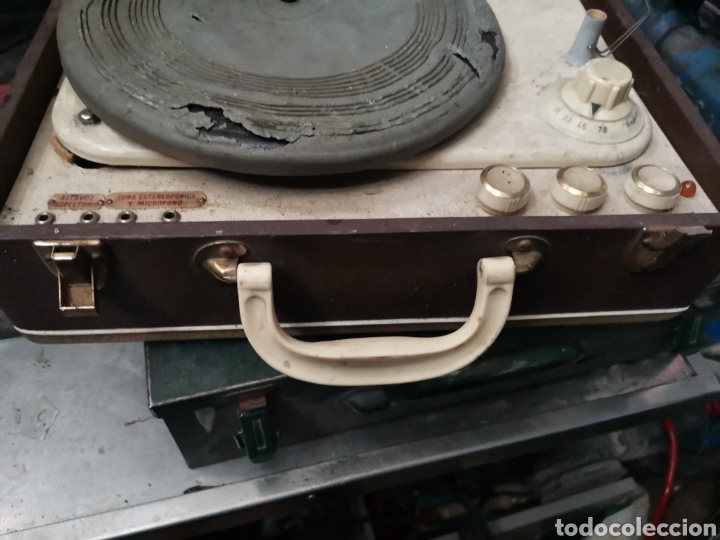 Gram&oacute;fonos y gramolas: Restos de tocadiscos antiguo - Foto 5