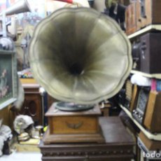 Gramófonos y gramolas: RAMOLA RYAL FUNCIONANDO
