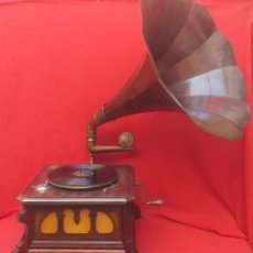 Gramófonos y gramolas: GRAMOLA MARCA PARLOPHONE. Lote 340020638