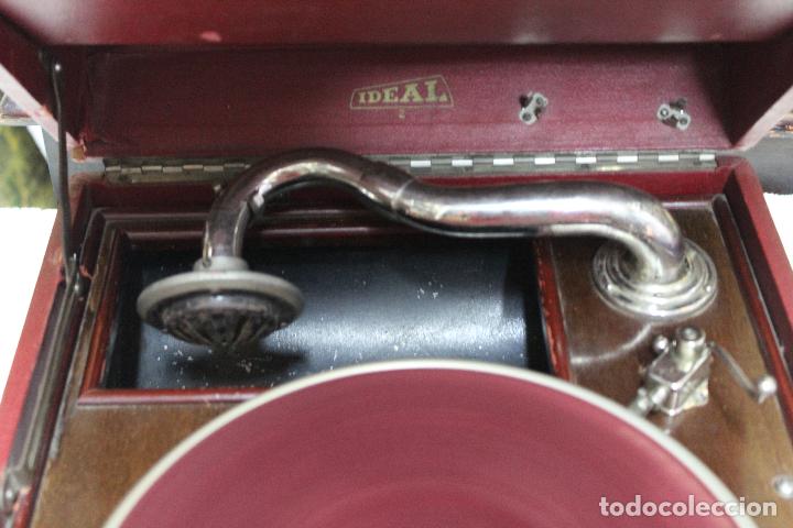 Gram&oacute;fonos y gramolas: Gramola Ideal Funcionando - Foto 4