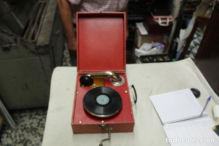 Gram&oacute;fonos y gramolas: Gramola funcionando - Foto 1