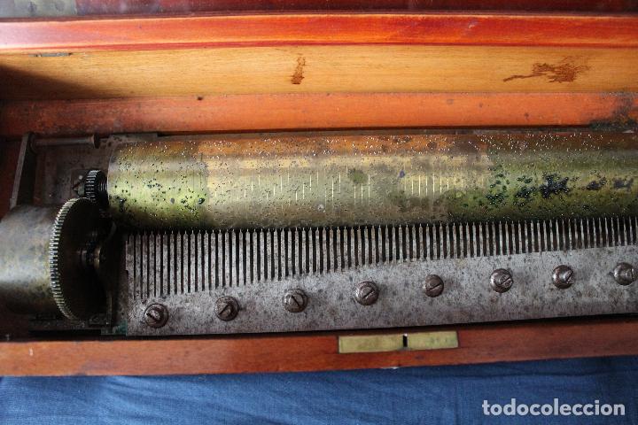 Gram&oacute;fonos y gramolas: caja de musica funcionando - Foto 9