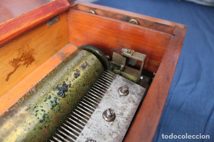 Gram&oacute;fonos y gramolas: caja de musica funcionando - Foto 12