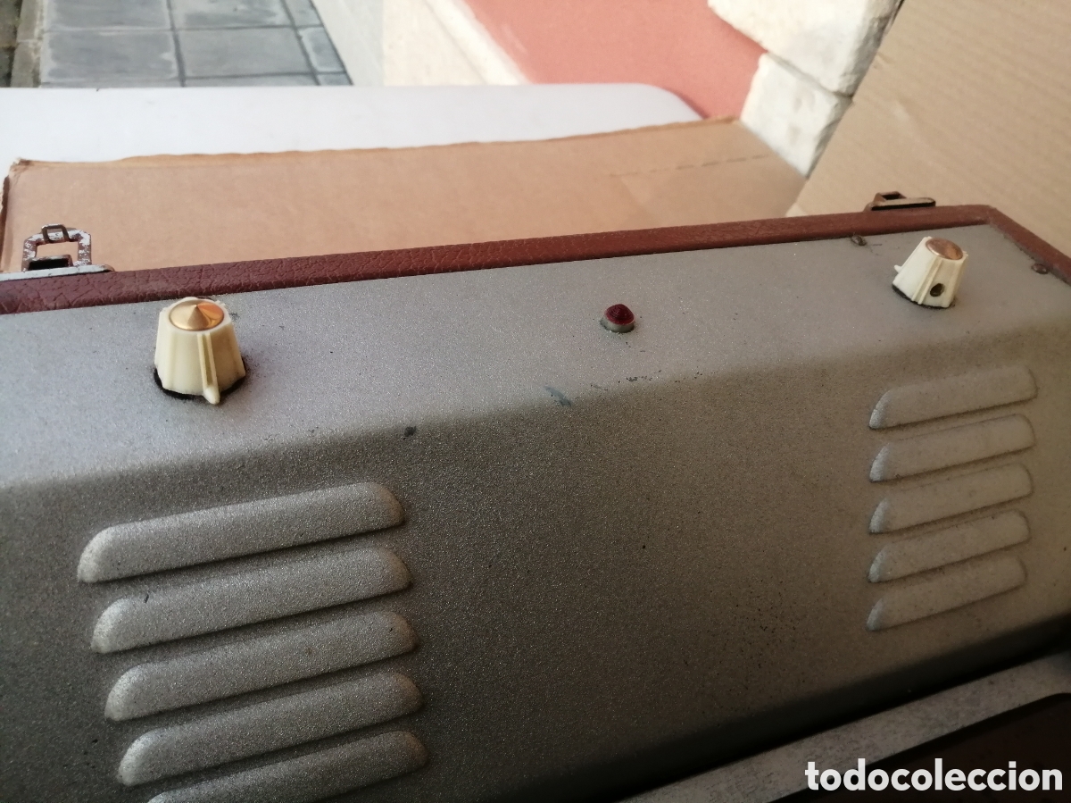 Gram&oacute;fonos y gramolas: Tocadiscos antiguo sin cable - Foto 3