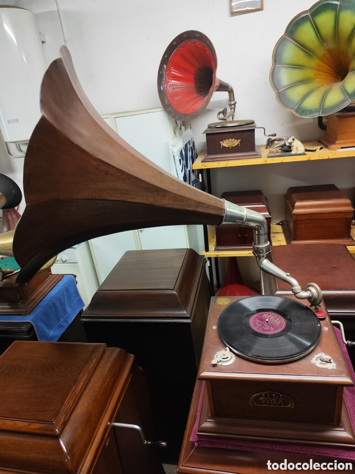 Gram&oacute;fonos y gramolas: 1 Gram&oacute;fono Gramophone y otro de Casa Werner - Foto 6