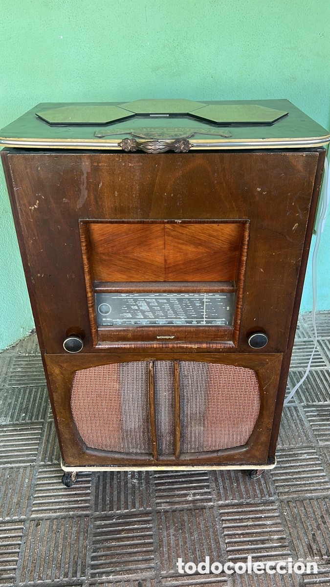 Gram&oacute;fonos y gramolas: MUEBLE GRAM&Oacute;FONO PARLOPHONE - Foto 1