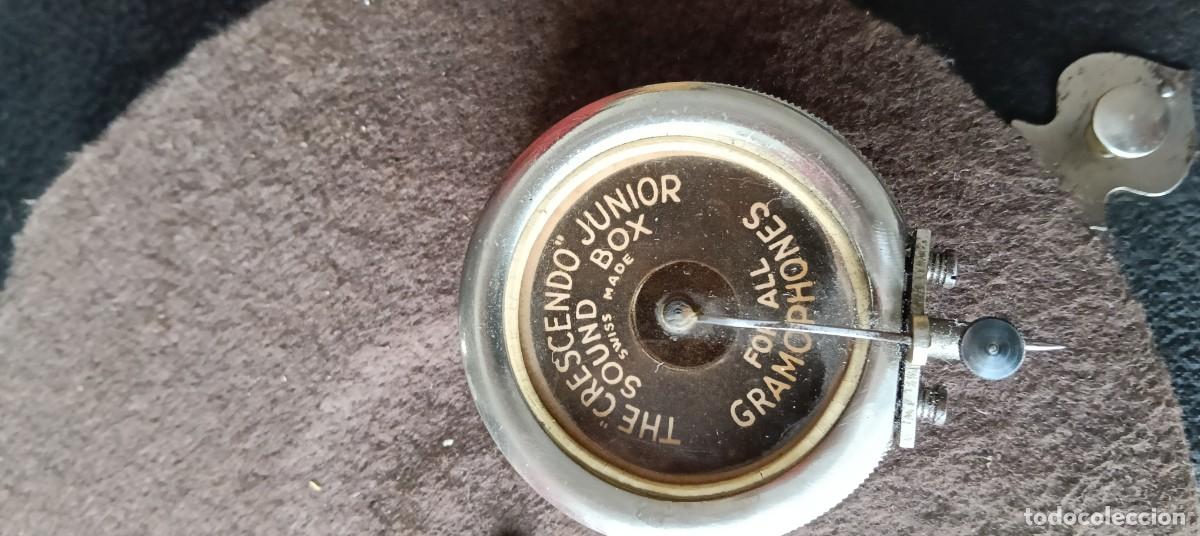Gram&oacute;fonos y gramolas: GRAMOFONO DECCA JUNIOR - Foto 4