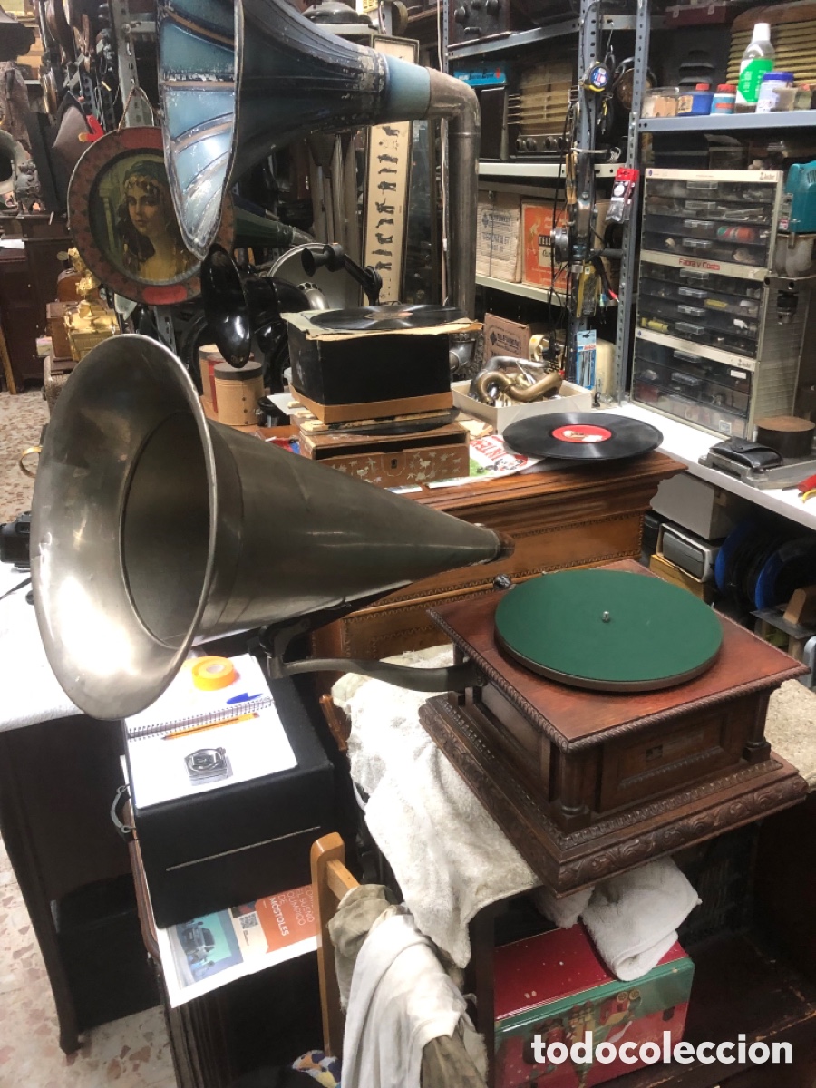 Gram&oacute;fonos y gramolas: Gram&oacute;fono de la compa&ntilde;&iacute;a francesa del gramophone - Foto 1