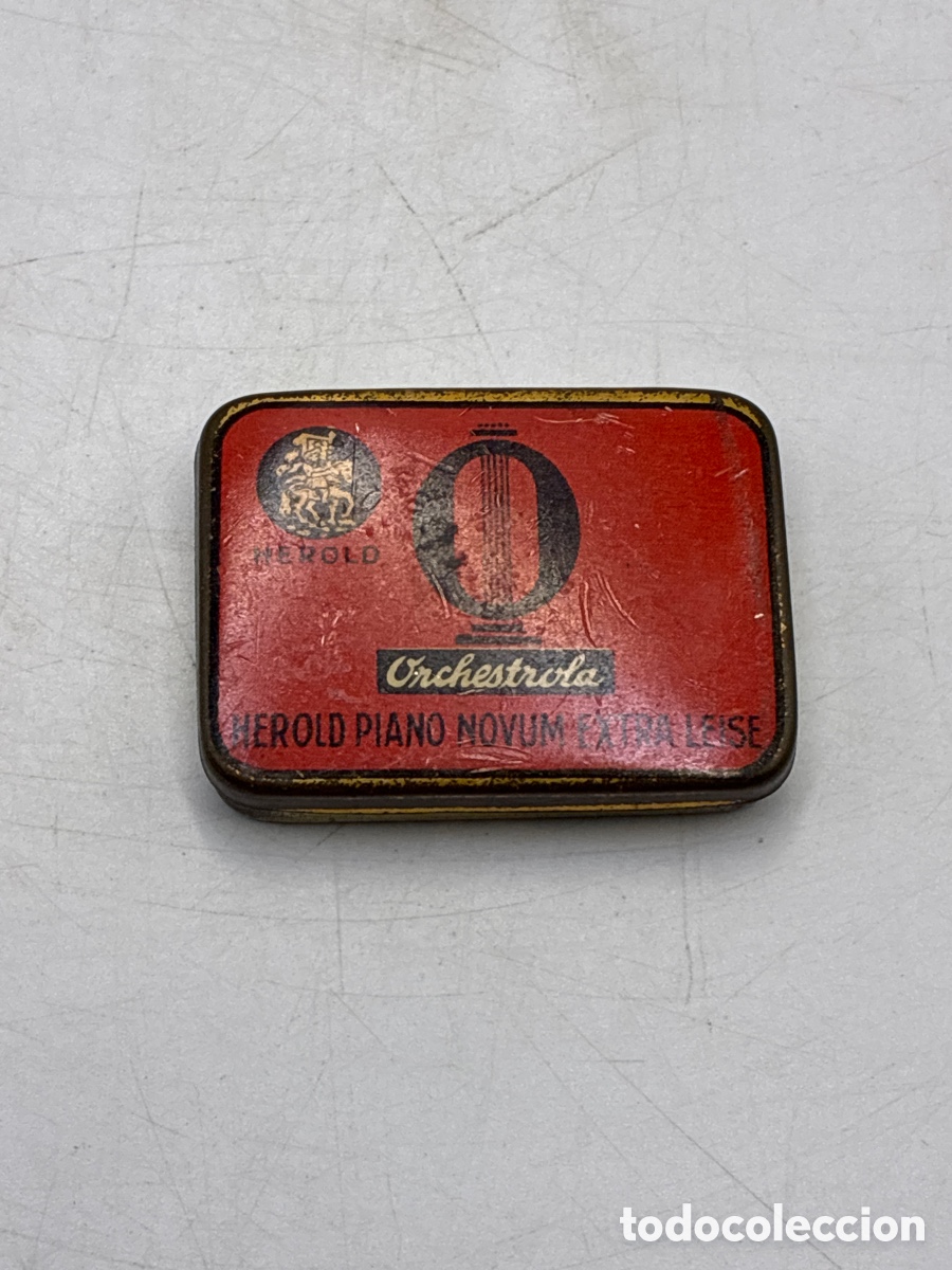 Gramophones: Caja con agujas de gram&oacute;fono modelo Herold .