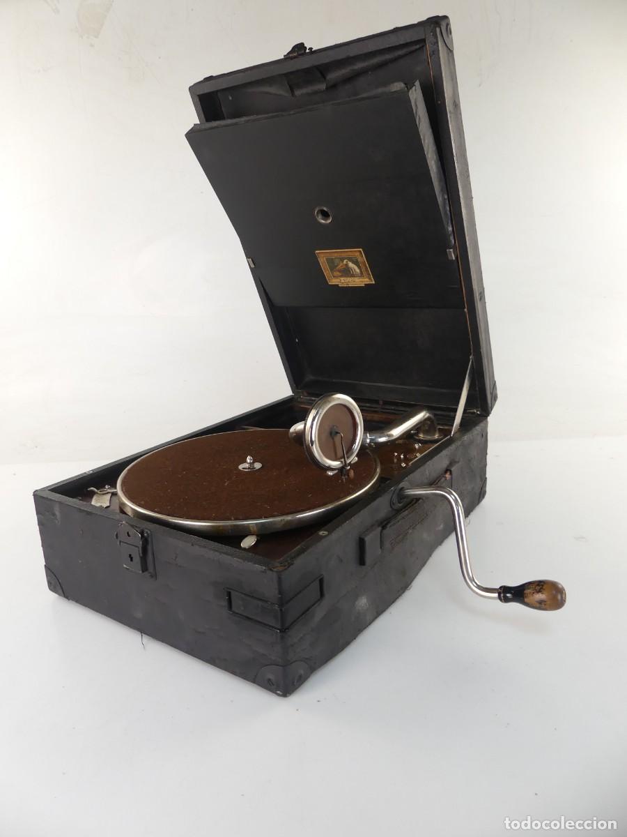 Gram&oacute;fonos y gramolas: ANTIGUA GRAMOLA DE MALETA HIS MASTER&rsquo;S VOICE