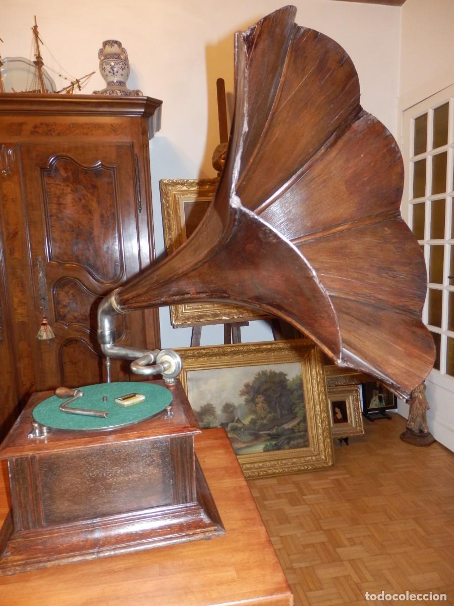 Gram&oacute;fonos y gramolas: Pabell&oacute;n antiguo para fon&oacute;grafo de gram&oacute;fono &rdquo;Thorens&rdquo;