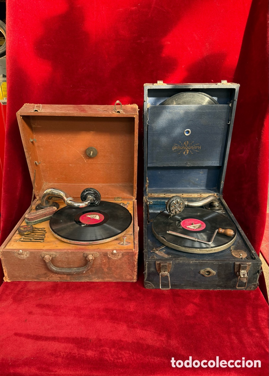 Gramofones e jukeboxes: Lote de dos antiguos gramofonos!