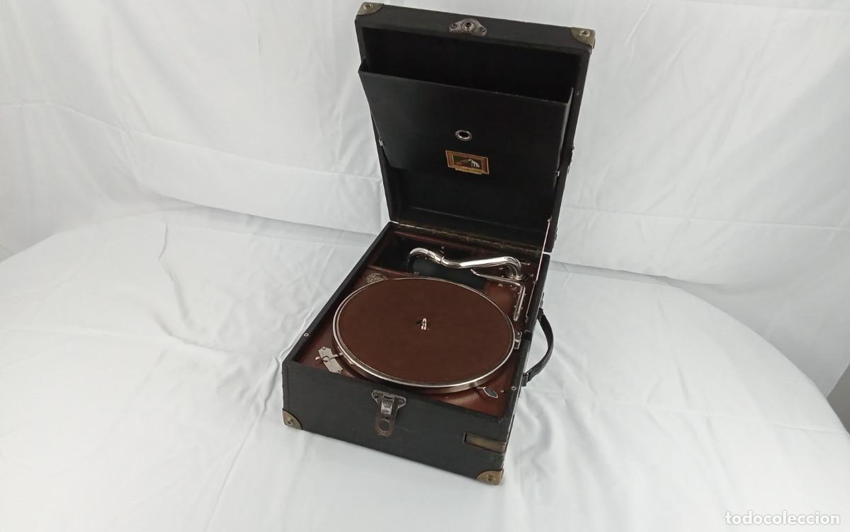 Gramophones and jukeboxes: Gram&oacute;fono His Master's Voice 101 (La Voz de Su Amo) - Motor puesto a punto y engrasado