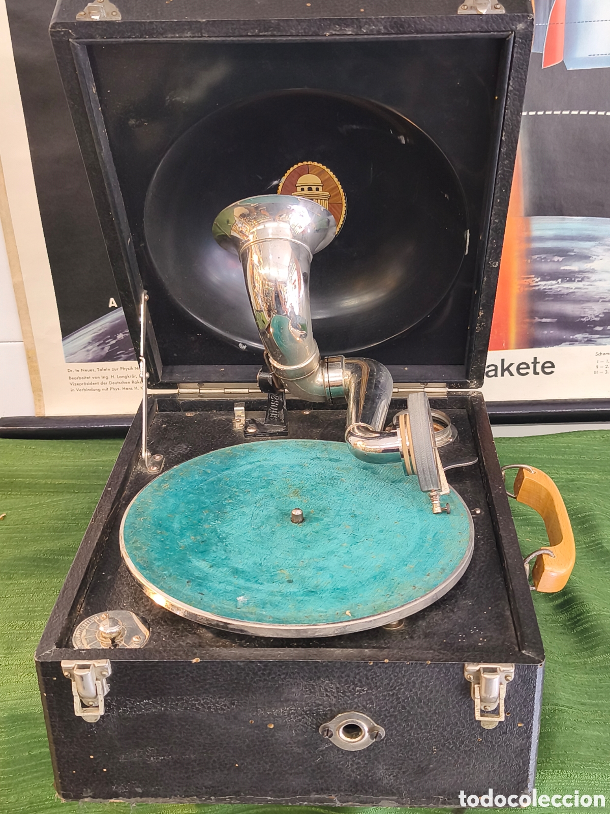 Gramophones and jukeboxes: Antiguo Gram&oacute;fono Ode&oacute;n, Funciona