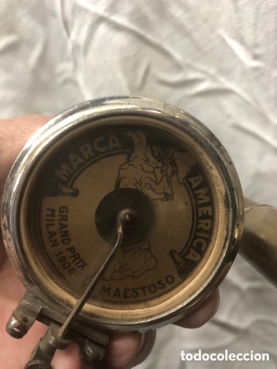 Gram&oacute;fonos y gramolas: Gram&oacute;fono bocina de madera funcionando - Foto 11