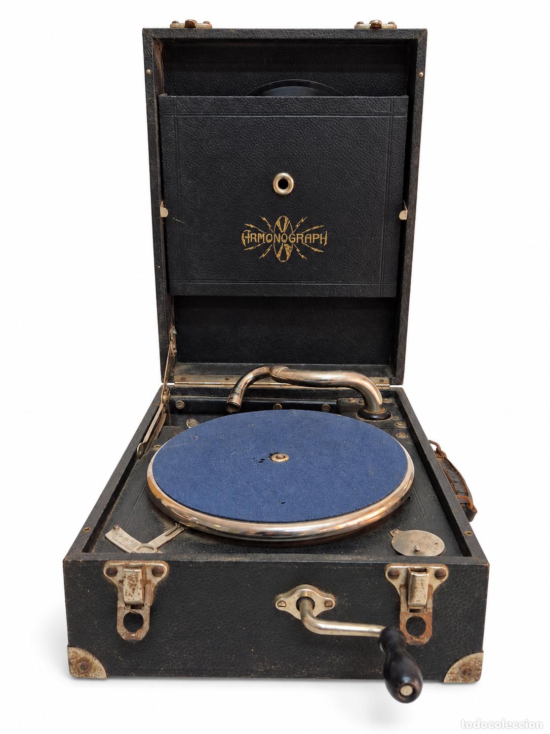 Gramophones and jukeboxes: Gram&oacute;fono Port&aacute;til de Maleta - Marca Armonograph, Modelo Armonograph Baby - A&ntilde;os 30