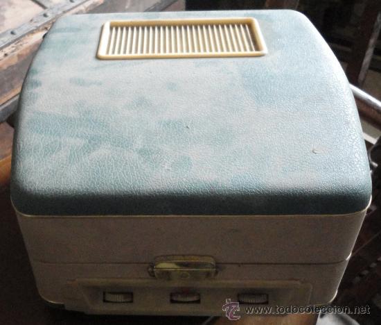 Radios antiguas: Tocadiscos portatil DUALETTE 77 - Foto 1