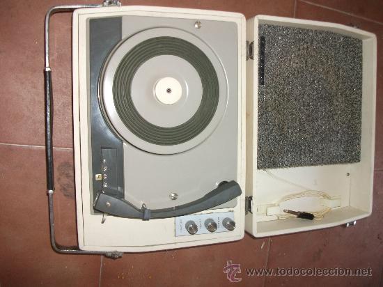 Radios antiguas: TOCADISCOS ANTIGUO TIPO PICK UP - Foto 1