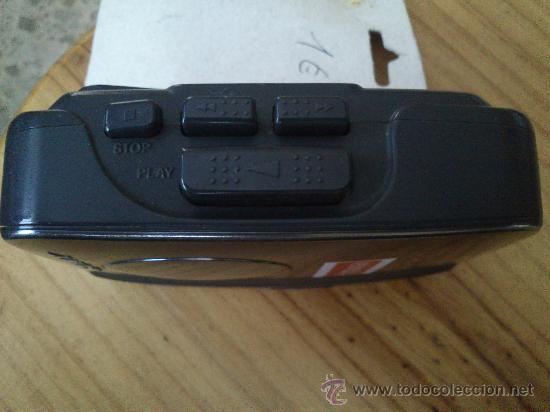 Radios antiguas: Walkman NO Funciona, Con Publicidad De Fortuna. - Foto 2