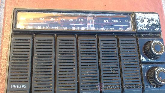 Radios antiguas: PHILIPS 270-BASTANTE DETERIORADA,PARA REPUESTOS. - Foto 2