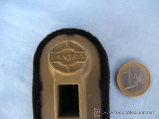 Radios antiguas: CEPILLO PARA LIMPIAR DISCOS MARCA PANTRA. - Foto 2